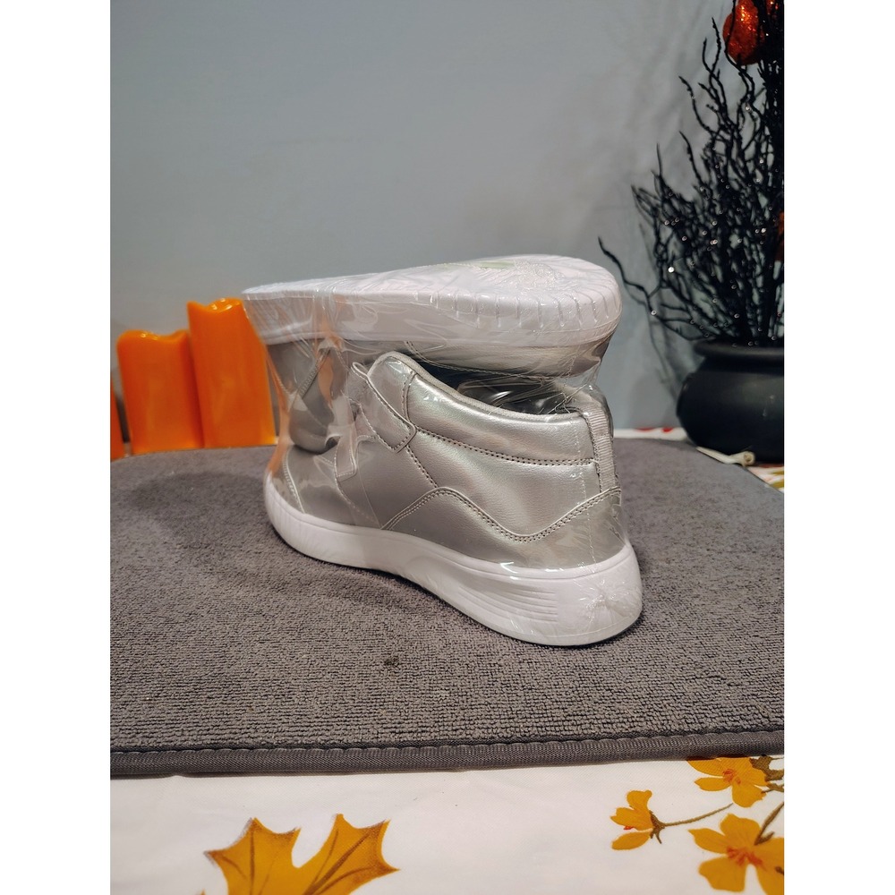 Kids Metallic Silver High Top Sneakers Hook and Loop Strap Size 38 EU